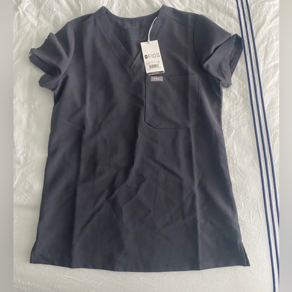 Brand new with tags Figs womens charcoal XXS top